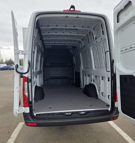 2025 Mercedes-Benz Sprinter Cargo Van 2500 High Roof I4 Diesel in Cars & Trucks in Edmonton - Image 4