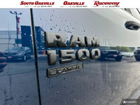 Clean CarFax, No Accidents, Low Kms, Patriot Blue Pearlcoat Exterior, Black Interior, 2nd Row In-Flo... (image 6)