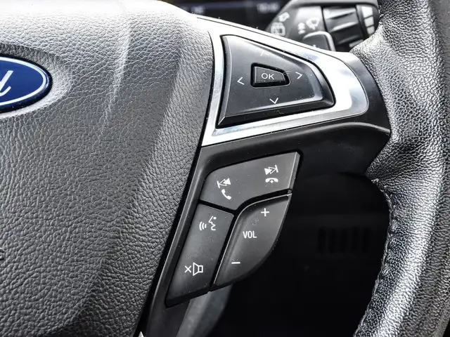 2020 Ford Edge SEL in Cars & Trucks in Kawartha Lakes - Image 23
