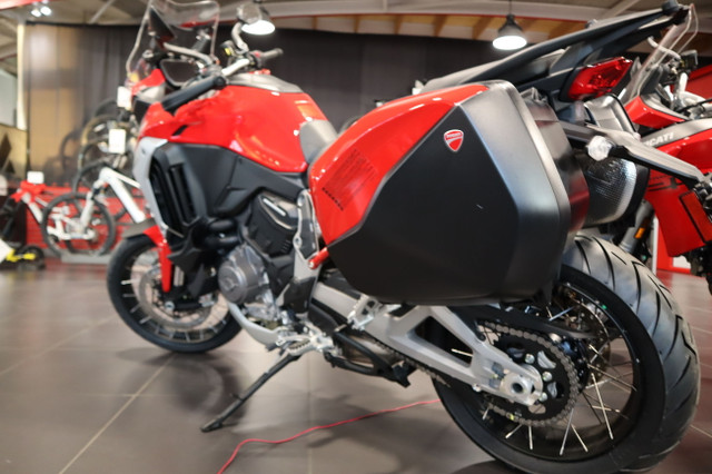 2023 Ducati Multistrada V4S Travel Red *on sale* in Touring in Edmonton - Image 4