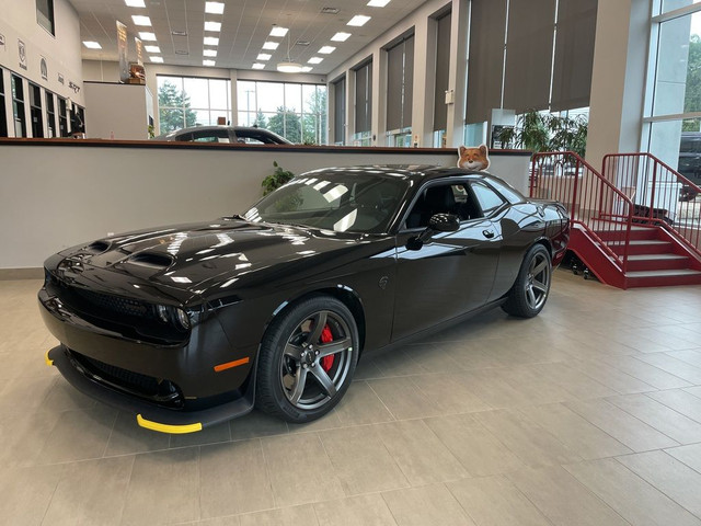  2023 Dodge Challenger SRT Hellcat Redeye Jailbreak RWD in Cars & Trucks in Bedford