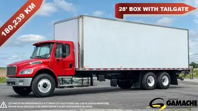 Heavy truck / Camion lourd - # STOCK: C-36654 2020 FREIGHTLINER M2 106 CAMION FOURGON AVEC HAYON ÉLÉ...