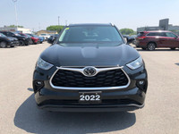 XLE AWD Engine: LIGHT/MEDIUM DUTY L/100Km City: 11.8 L/100Km Hwy: 8.6 Safety Equipment Electronic St... (image 1)