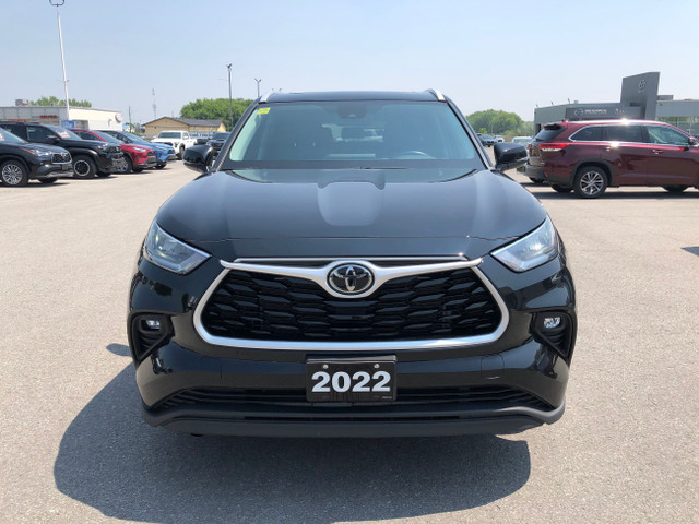 2022 Toyota Highlander XLE AWD in Cars & Trucks in Belleville - Image 2