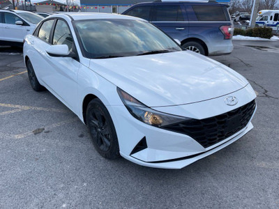  2022 Hyundai Elantra Preferred