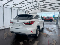 À voir! / Come see it! TRÈS BIEN ÉQUIPÉ / VERY WELL EQUIPPED. Version RX 350 AWD avec Moteur V6 3.5L... (image 8)