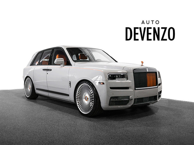 2023 Rolls-Royce Cullinan Bespoke Orange Interior in Cars & Trucks in Laval / North Shore