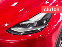 NO ACCIDENTS / CLEAN CARFAX / 1 OWNER / Auto Dimming Rearview Mirror, Front Heated Seats, Rear Heate... (image 7)