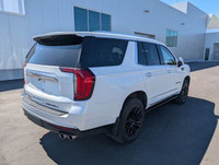 Discover a fusion of power and luxury in the gently used 2024 GMC Yukon Denali, now available at Wol... (image 7)