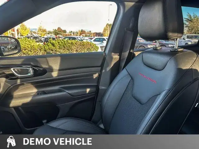 2024 Jeep Compass Trailhawk | 2.0L Turbo | Driver Assist Group dans Autos et camions dans Tricities/Pitt/Maple - Image 18