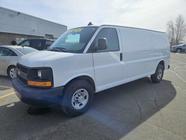  2016 CHEVROLET EXPRESS EXPRESS ALLONGEE, CARGO, V8 ESSENCE, AIR in Cars & Trucks in Shawinigan