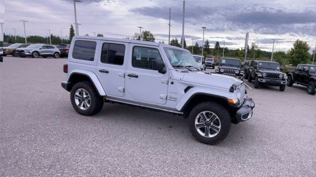 2023 Jeep Wrangler Sahara | 4X4 | NAV | Backup Camera in Cars & Trucks in Prince George - Image 2