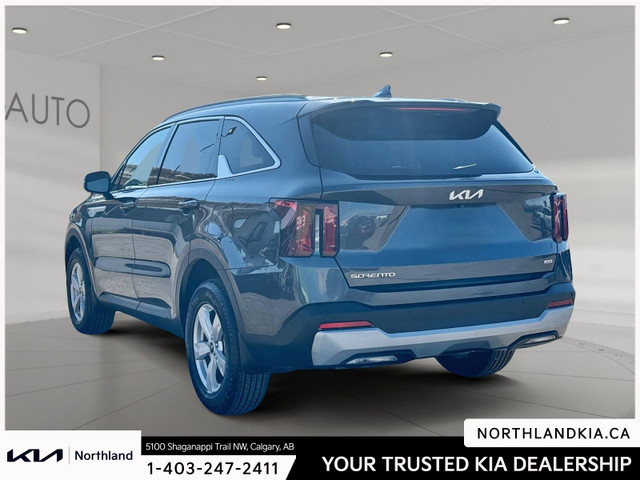 2024 Kia Sorento LX in Cars & Trucks in Calgary - Image 2
