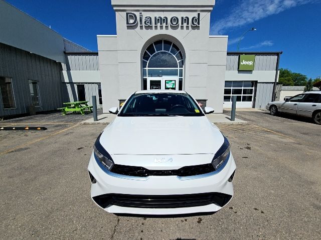 2023 KIA Forte GT-Line in Cars & Trucks in Prince Albert - Image 3
