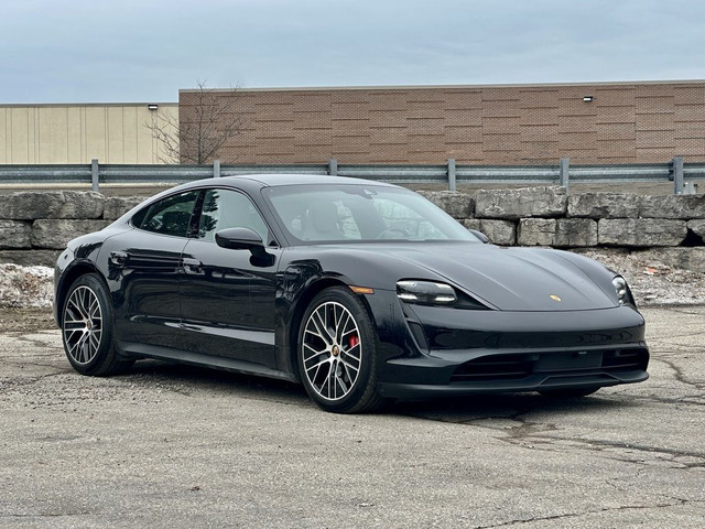 2020 Porsche Taycan 4S Sedan | PREMIUM PACKAGE | PERFORMANCE BAT in Cars & Trucks in Kitchener / Waterloo - Image 3