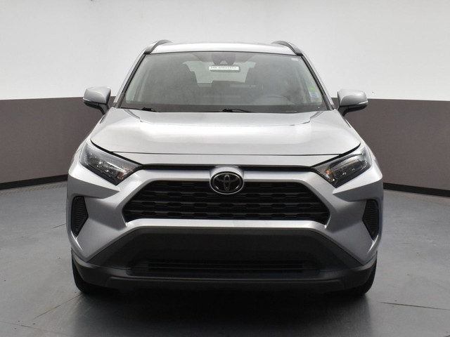 2021 Toyota RAV4 LE AWD WITH ADAPTIVE CRUISE, APPLE CAR PLAY / A in Cars & Trucks in Dartmouth - Image 2
