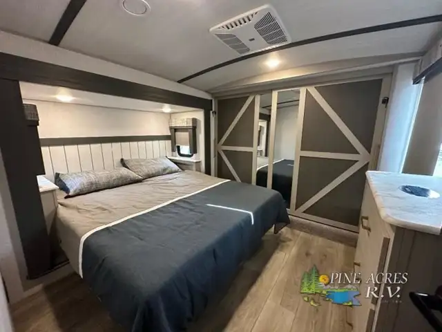2024 Forest River RV Wildwood Heritage Glen 369BL in Travel Trailers & Campers in Truro - Image 26