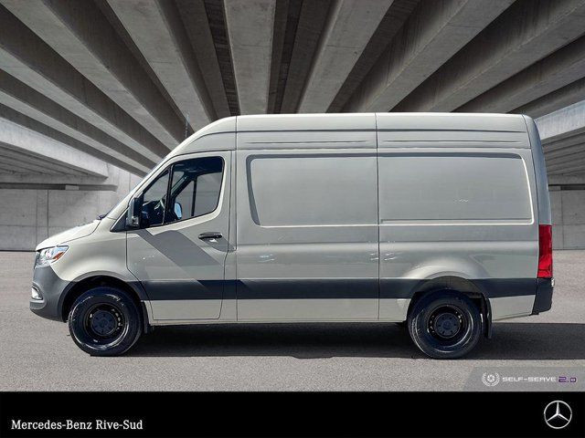 2025 Mercedes-Benz Sprinter 2500 144 Wheelbase High Roof RWD in Cars & Trucks in Longueuil / South Shore - Image 2