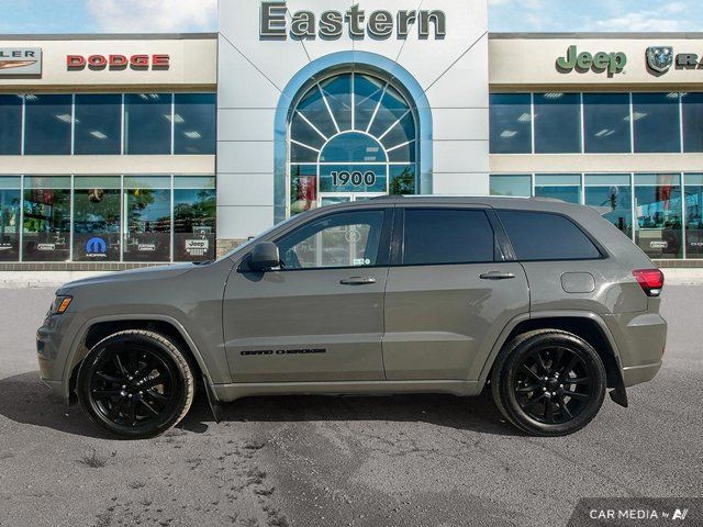 2020 Jeep Grand Cherokee Altitude 4x4 | Leather | Tow Package in Cars & Trucks in Winnipeg - Image 2