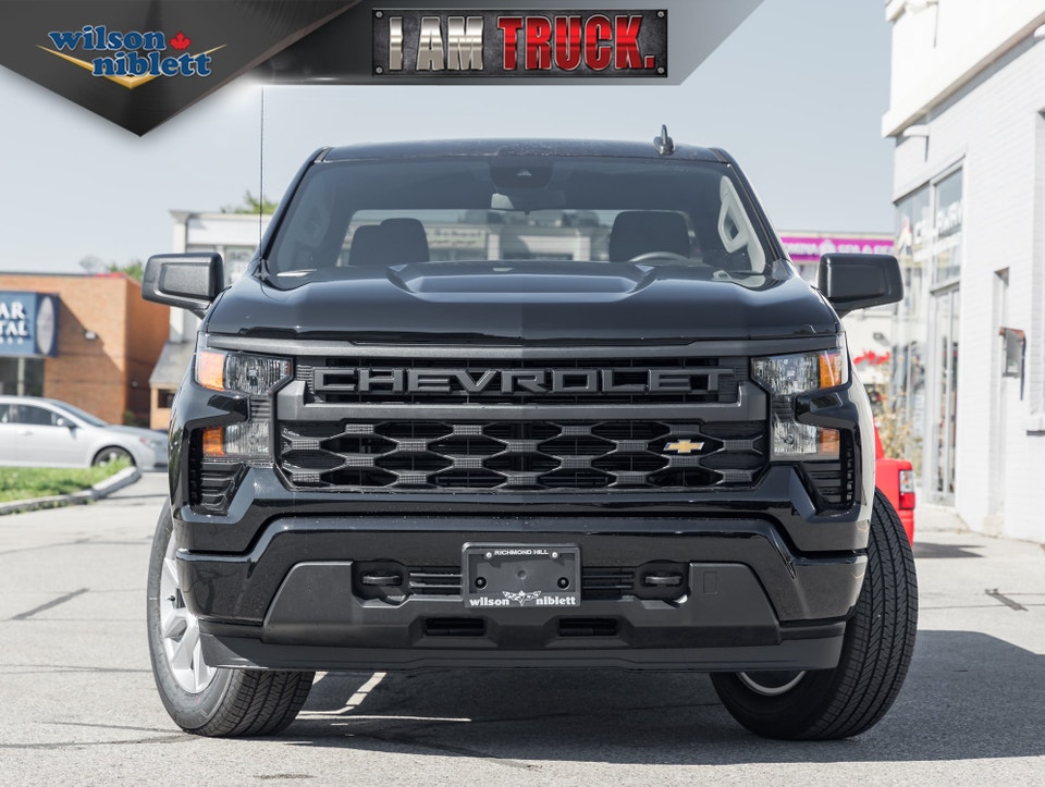  2022 Chevrolet Silverado 1500 Custom