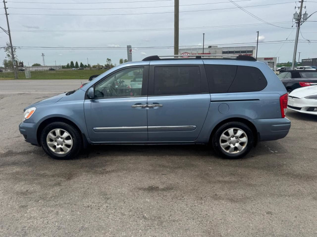 2008 Hyundai Entourage GLS, LEATHER, ALLOYS, DVD, ONLY 71KMS, CE in Cars & Trucks in London - Image 2