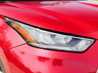 Sunroof, Power Liftgate, Softex Seats, Heated Seats, Apple CarPlay! Compare at $44275 - Our Price is... (image 5)