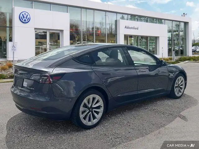 2023 Tesla Model 3 Long Range in Cars & Trucks in Abbotsford - Image 6