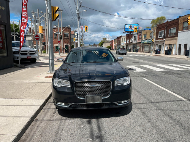 2015 CHRYSLER 300C !!! AWD !!! NO ACCIDENTS !!! LOADED !!! in Cars & Trucks in City of Toronto - Image 2