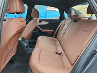 2021 Audi A4 45 Komfort Gray quattro **LEATHER**, **APPLE CAR PLAY**, **SUNROOF**, **GPS**, 7-Speed... (image 3)