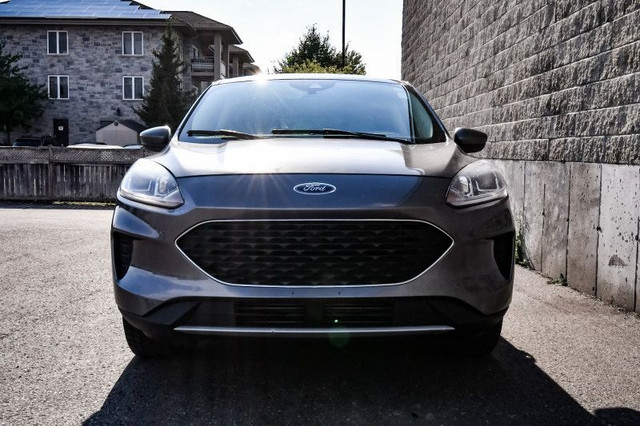 2021 Ford Escape SE AWD • REMOTE START • HEATED SEATS • CP/AA in Cars & Trucks in Cornwall - Image 4