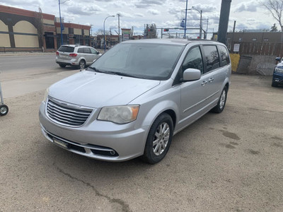 2011 Chrysler Town & Country 4dr Wgn Touring w/Leather for sale