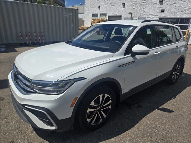 2024 Volkswagen Tiguan Trendline in Cars & Trucks in Calgary - Image 3