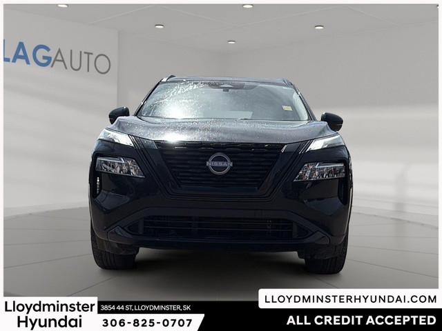 2023 Nissan Rogue in Cars & Trucks in Lloydminster - Image 2