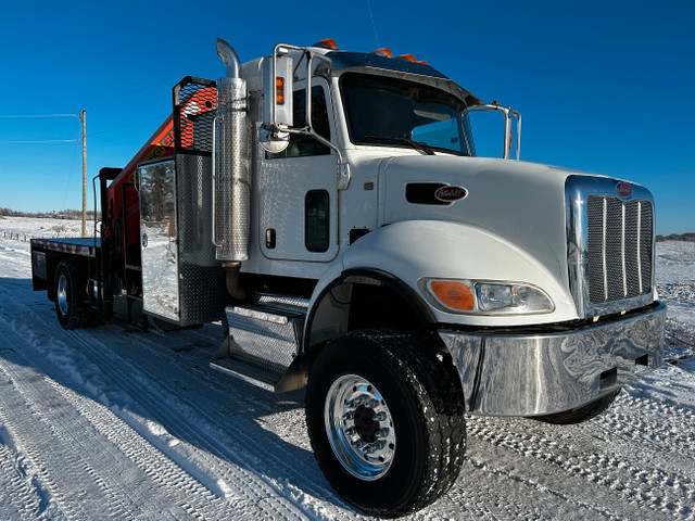 2015 Peterbilt 348 4x4 Picker Boom Truck/Palfinger/22046LBS/DSL in Heavy Equipment in Edmonton - Image 2