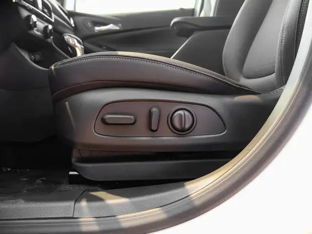 2026 Buick Encore GX Preferred dans Autos et camions dans Comté de Strathcona - Image 16