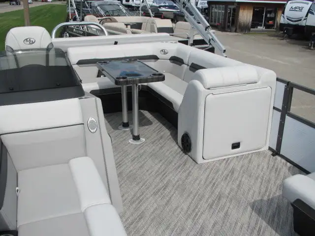 2024 MONTEGO BAY 8520 DLX CRUISE PKG-LOADED,EASY FINANCING! in Powerboats & Motorboats in Ottawa - Image 22