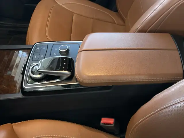2019 Mercedes-Benz GLS550 4MATIC SUV (Heated Seats/Leather,Backu dans Autos et camions dans Calgary - Image 30