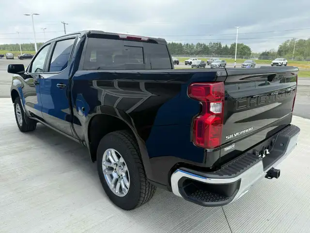 2025 Chevrolet Silverado 1500 LT in Cars & Trucks in Edmundston - Image 6