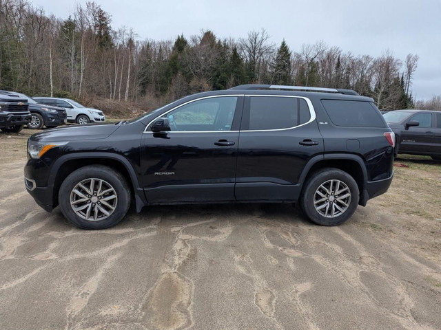 2018 GMC Acadia SLE2 AWD, HEATED SEATS, 2ND ROW CAPTAIN SEATS! in Cars & Trucks in Ottawa - Image 4