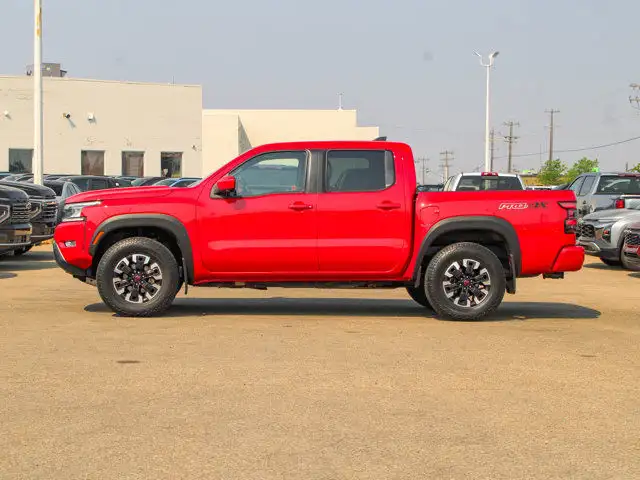 2023 Nissan Frontier PRO-4X 3.8L dans Autos et camions dans Ville d’Edmonton - Image 6