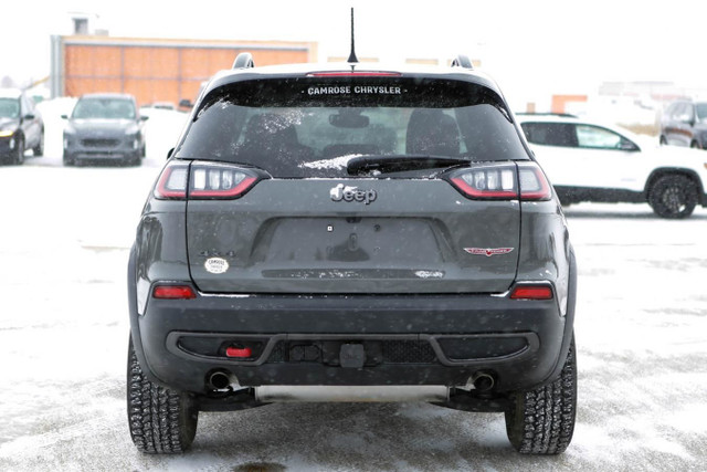 2022 Jeep Cherokee Trailhawk | Trailer Two Group | Uconnect Nav  in Cars & Trucks in Edmonton - Image 4