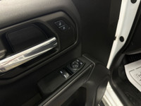 ALL VEHICLES COME CERTIFIED WITH A 90 POINT INSPECTION. Engine: 8 Cylinder Engine 5.3L/325CI L/100Km... (image 9)