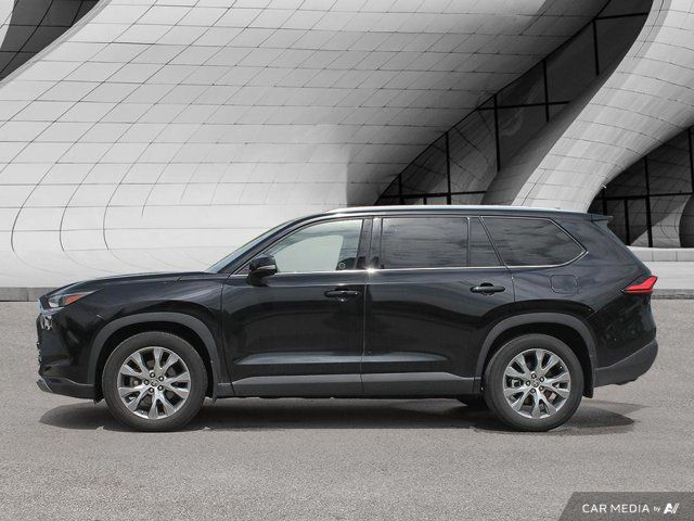 2024 Toyota Grand Highlander Limited in Cars & Trucks in London - Image 2