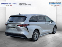 TOYOTA SIENNA XLE A TRACTION INTEGRALE AVEC MOTEUR 4 CYL. 2.5L HYBRIDE ULTRA ECONOMIQUE AVEC SEULEME... (image 7)