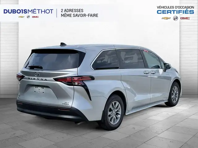 2021 Toyota Sienna XLE AWD, 2.5L, MINI-VAN, 7 PASSAGERS !!! RARE in Cars & Trucks in Victoriaville - Image 9