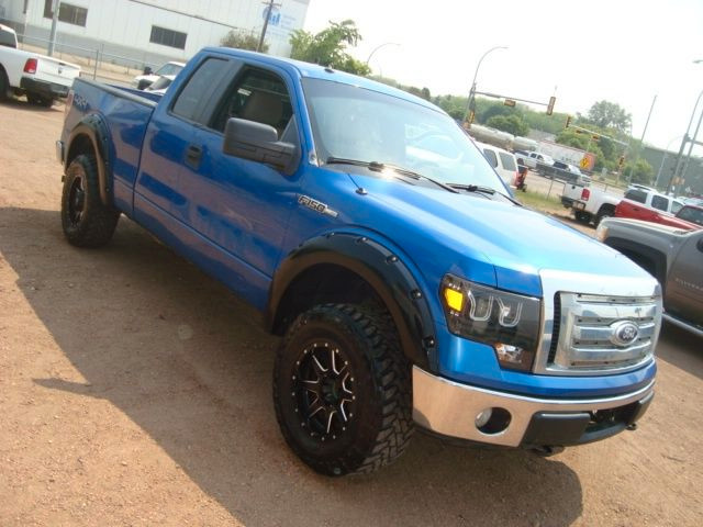 2010 Ford F-150 SUPER CAB 4X4 XLT in Cars & Trucks in Edmonton - Image 4