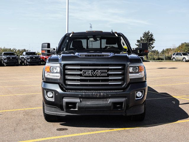 2019 GMC Sierra 2500HD SLT All Terrain X Z71 in Cars & Trucks in Strathcona County - Image 3
