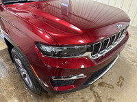 ALLOY WHEELS, POWER PASSENGER SEAT, SPOILER, POWER LIFTGATE, TRAILER SWAY CONTROL, NAVIGATION SYSTEM... (image 7)