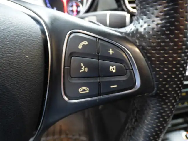 2016 MERCEDES-BENZ GLE 350d 4MATIC, TOIT, NAVI, JAMAIS ACCIDENTÉ in Cars & Trucks in City of Montréal - Image 24