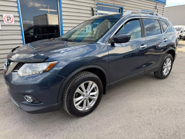 2016 NISSAN Rogue SV in Cars & Trucks in Laval / North Shore - Image 4